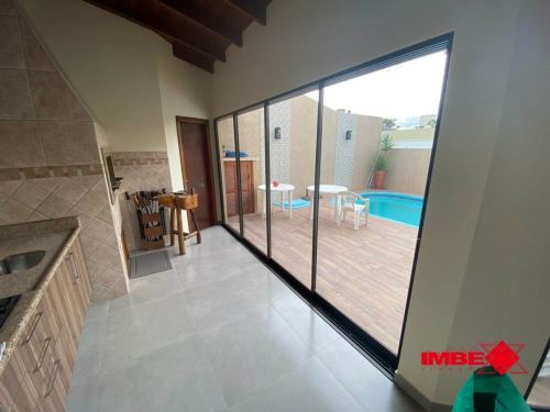 Rolldoor 2021-02-12 at 08.21.55 (1)