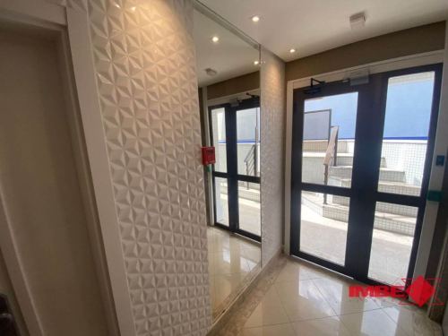 photo4981341836731853270